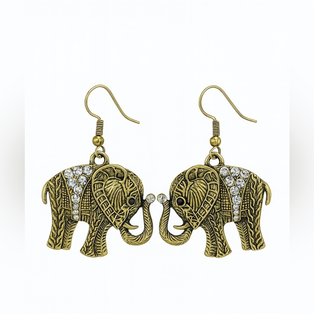 Boho Style Elephant Dangle Earrings With Crystals